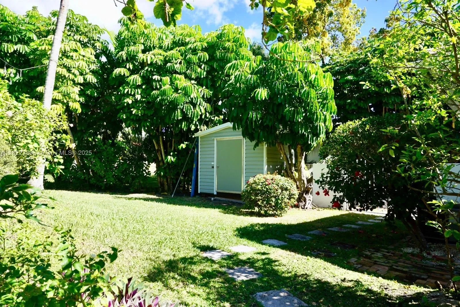 13200 SW 59th Ave, Coral Gables, Florida, United States. - Photo 27