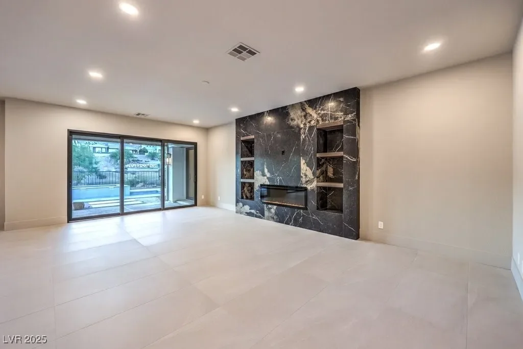 Gallery photo 4