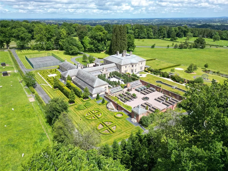 The Mount, Oswestry, Shropshire, Oswestry, England, United Kingdom. - Photo 22