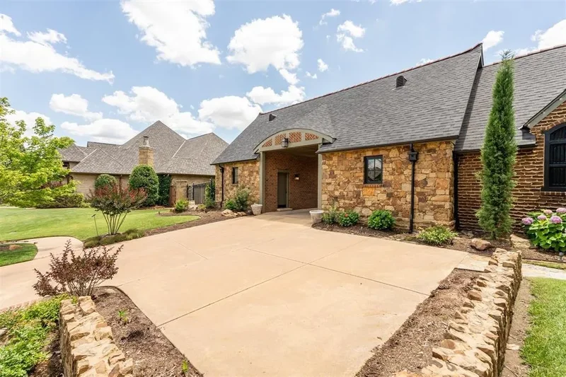 1324 NW 157th Street, Edmond, OK 73013, Edmond, Oklahoma, United States. - Photo 33