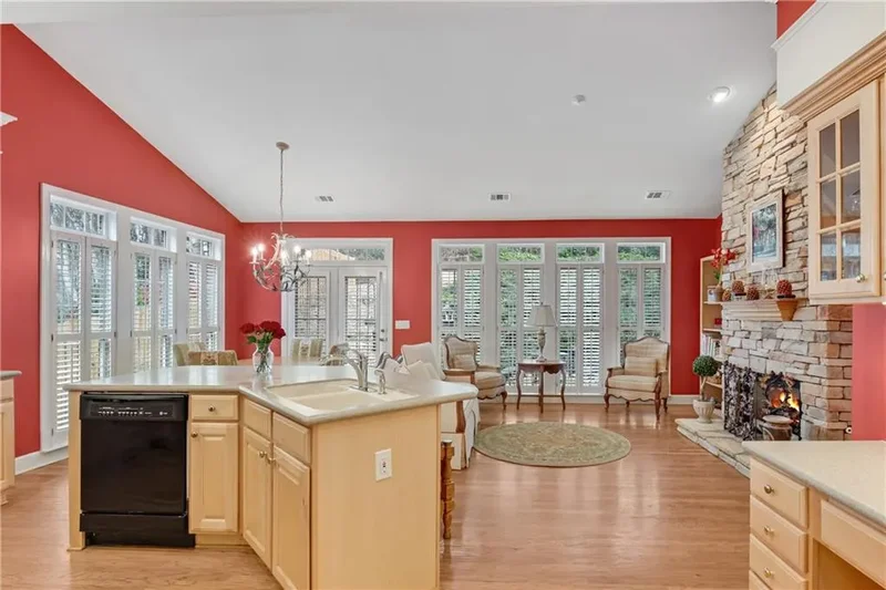2031 Wrights Mill Circle NE, Atlanta, GA 30324, Atlanta, Georgia, United States. - Photo 3