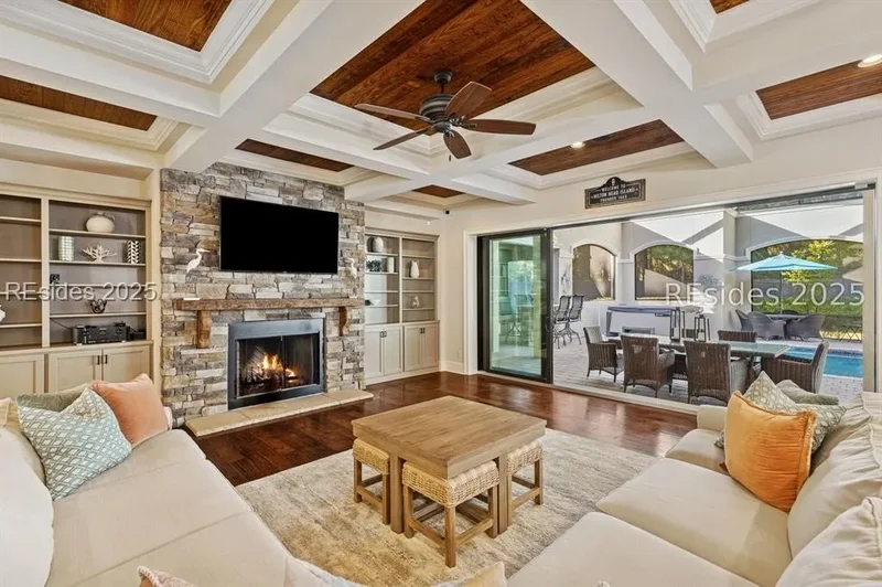 13 Hummock Place, Hilton Head Island, SC, 29926, USA, Hilton Head Island, South Carolina, United States. - Photo 2