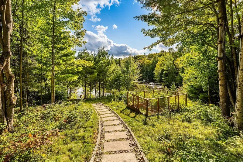 1 Ch. des Érables, Sainte-Anne-des-Lacs, QC J0R1B0, Sainte-Anne-des-Lacs, Quebec, Canada. - Photo 25