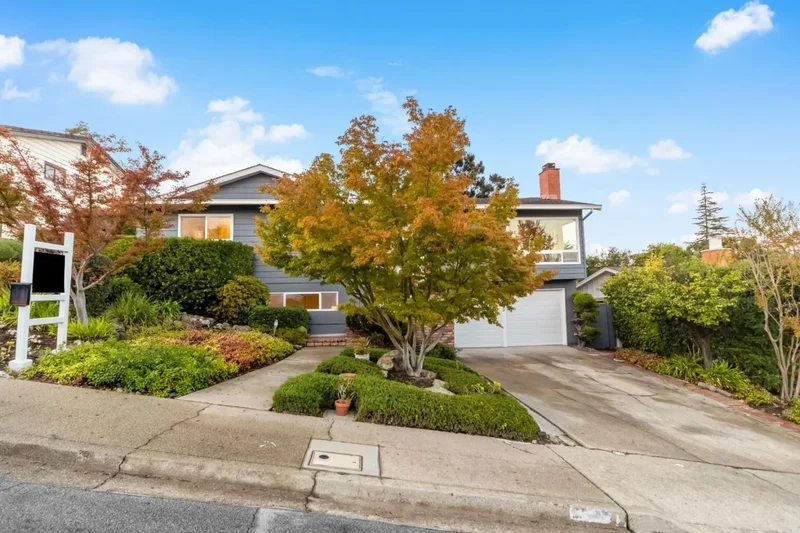 3848 Vineyard Drive, Redwood City, California, United States. - Photo 15
