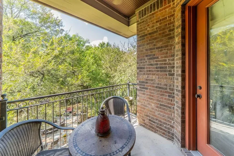 1811 Magic Valley Lane, Cedar Hill, TX 75104, Cedar Hill, Texas, United States. - Photo 24