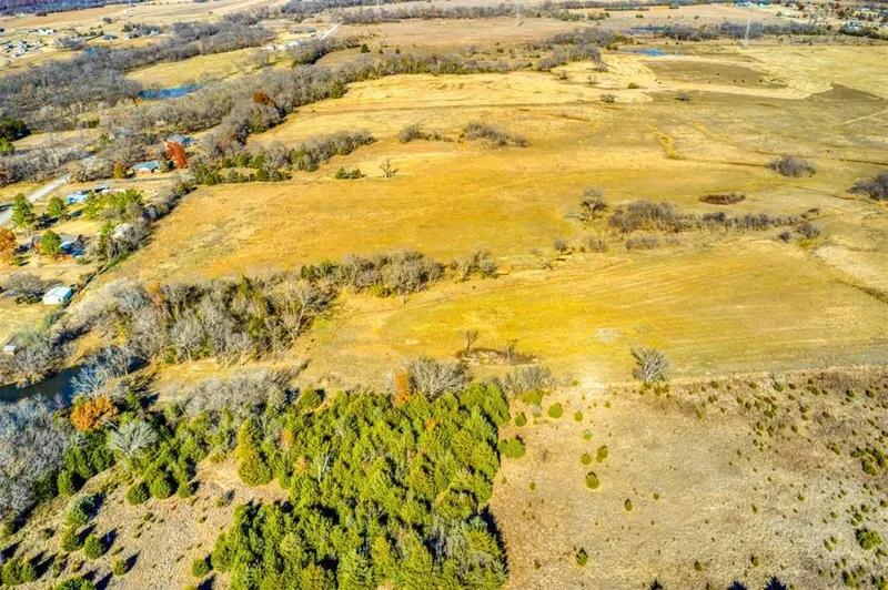 0080 Bryan Road, Meeker, OK 74855, Shawnee, Oklahoma, United States. - Photo 11