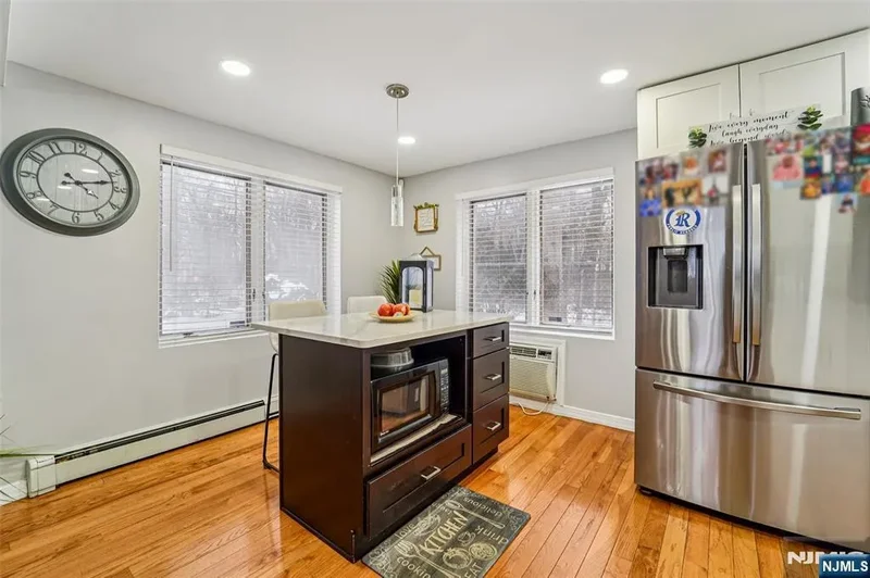 342 Lincoln Avenue, Elmwood Park, New Jersey, United States. - Photo 43