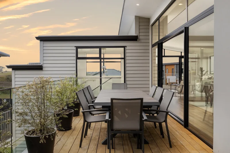 87 Oak Road Poraiti, Napier, HKB 4112, Napier, Hawke's Bay, New Zealand. - Photo 18