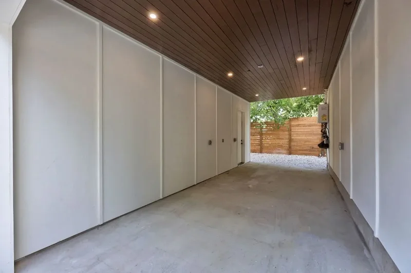 1175 Navasota Street #2, Austin, TX 78702, Austin, Texas, United States. - Photo 28