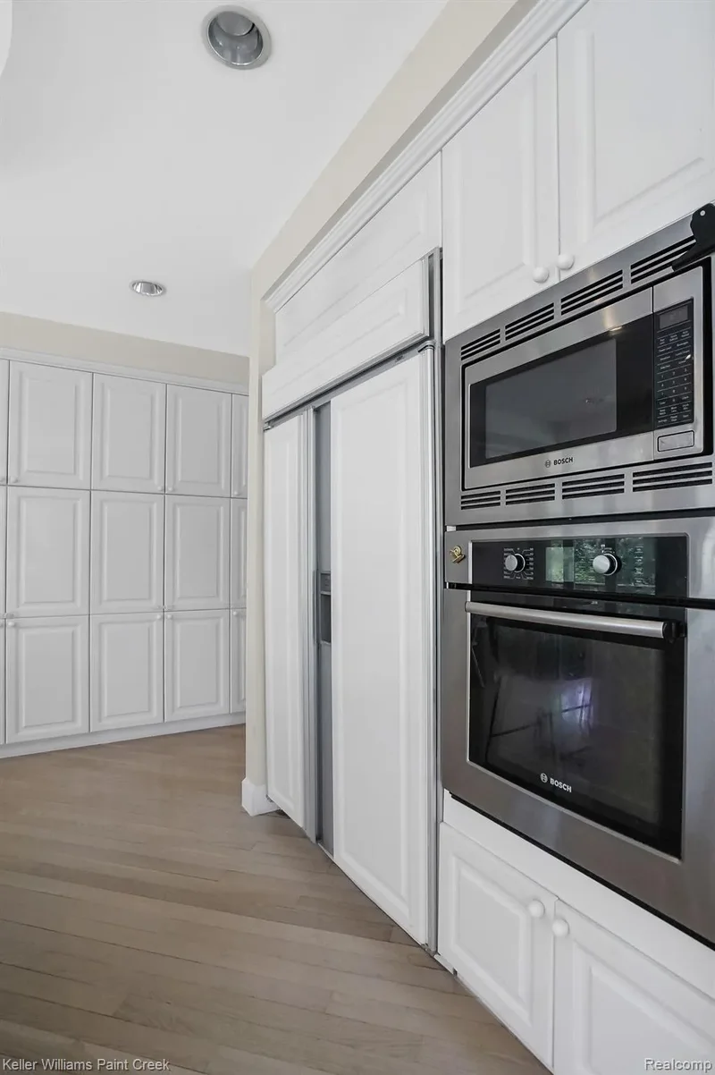 1865 Archers Pointe, Rochester Hills, MI 48306, Rochester, Michigan, United States. - Photo 36