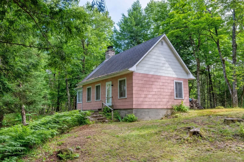 2335 Rue Labelle, Laurentides, Mont-Tremblant, Quebec, Canada. - Photo 14