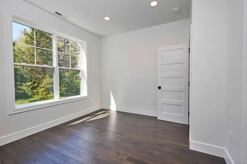 1207 Stillson Road, Fairfield, CT, 06824, USA, Fairfield, Connecticut, United States. - Photo 15