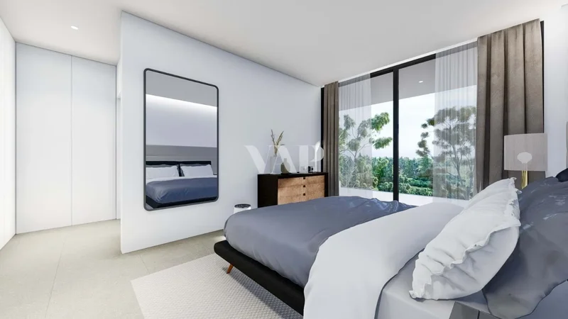 Contemporary 4-Bedroom Villa Under Construction near Albufeira Marina