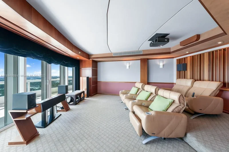 1643 Brickell Ave 3702, Miami, Florida, United States. - Photo 20