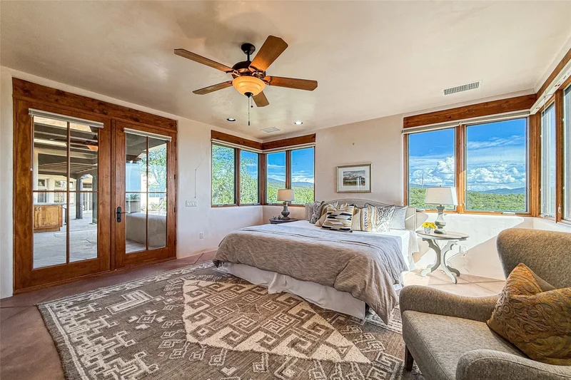 1097 Mansion Ridge Road , Santa Fe, NM 87501, Santa Fe, New Mexico, United States. - Photo 43
