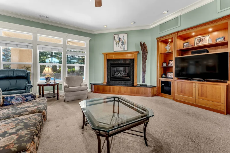 2147 Edinburgh Way , Redding, CA 96003, Redding, California, United States. - Photo 12