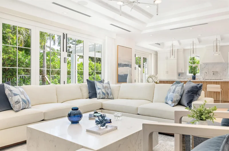 223 Monterey Road, Palm Beach, Florida, United States. - Photo 17