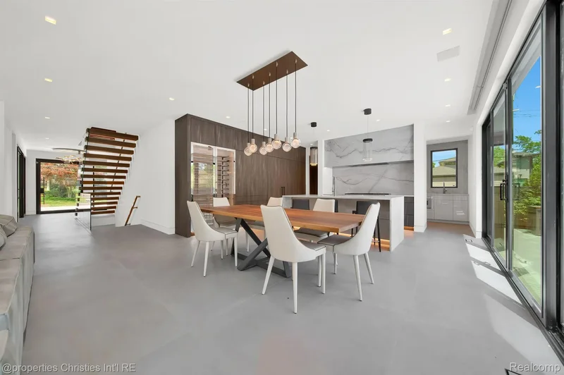 512 GEORGE Street, Birmingham, Michigan, United States. - Photo 16