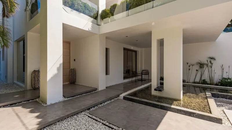The Golden Mile Detached Villa