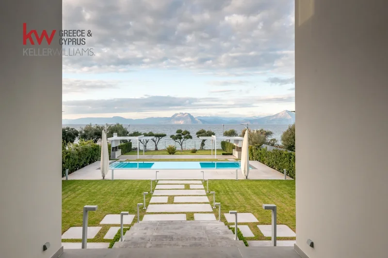 1439886 - Villa For sale, Paralia, 800 sq.m., €1.900.000