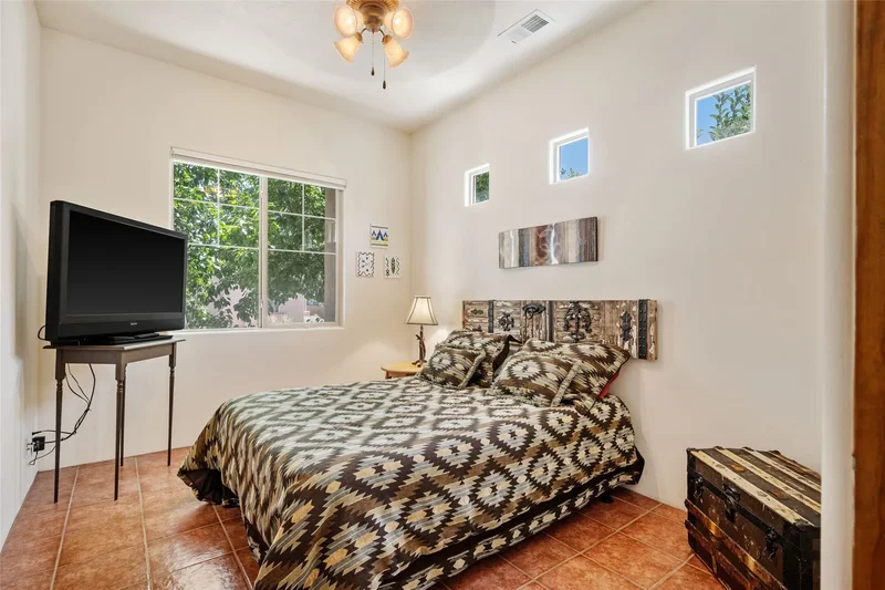 11 Reeds Peak, Santa Fe, NM 87508, Santa Fe, New Mexico, United States. - Photo 22