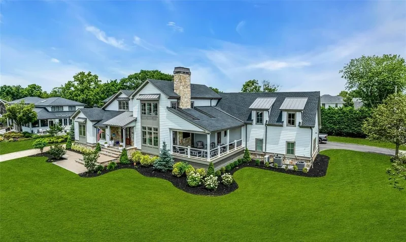 52 Concourse E, Brightwaters, New York, United States. - Photo 24
