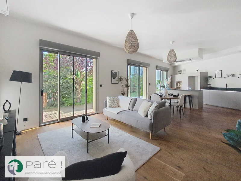 contemporary 4-bedroom house- garden - garage