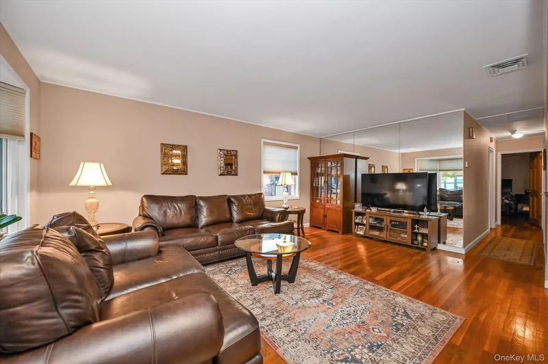 15428 27th Avenue, New York, New York, United States. - Photo 5
