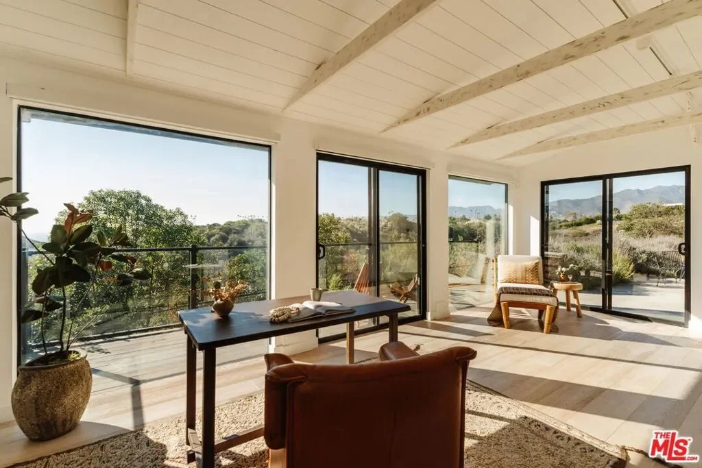 6767 Wandermere Road, Malibu, California, United States. - Photo 11