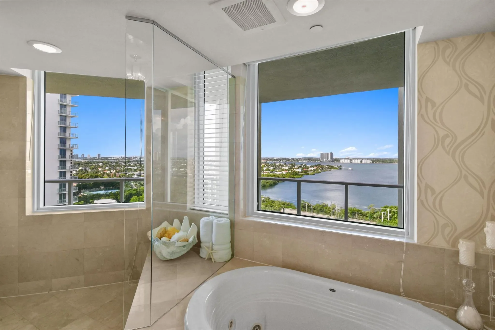 5050 N Ocean Drive 1203, Riviera Beach, Florida, United States. - Photo 14