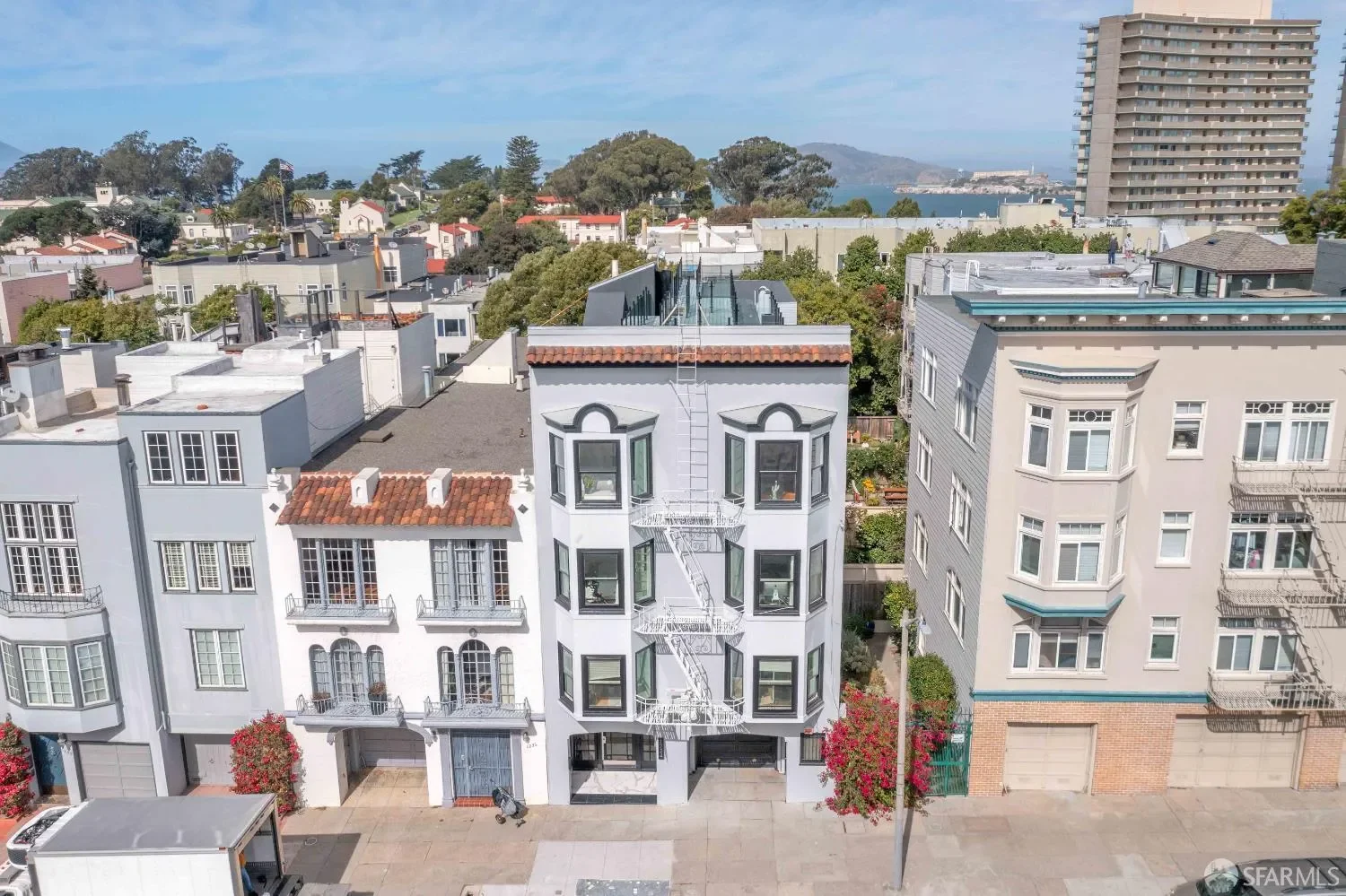 1234 Francisco Street 6, San Francisco, California, United States. - Photo 16