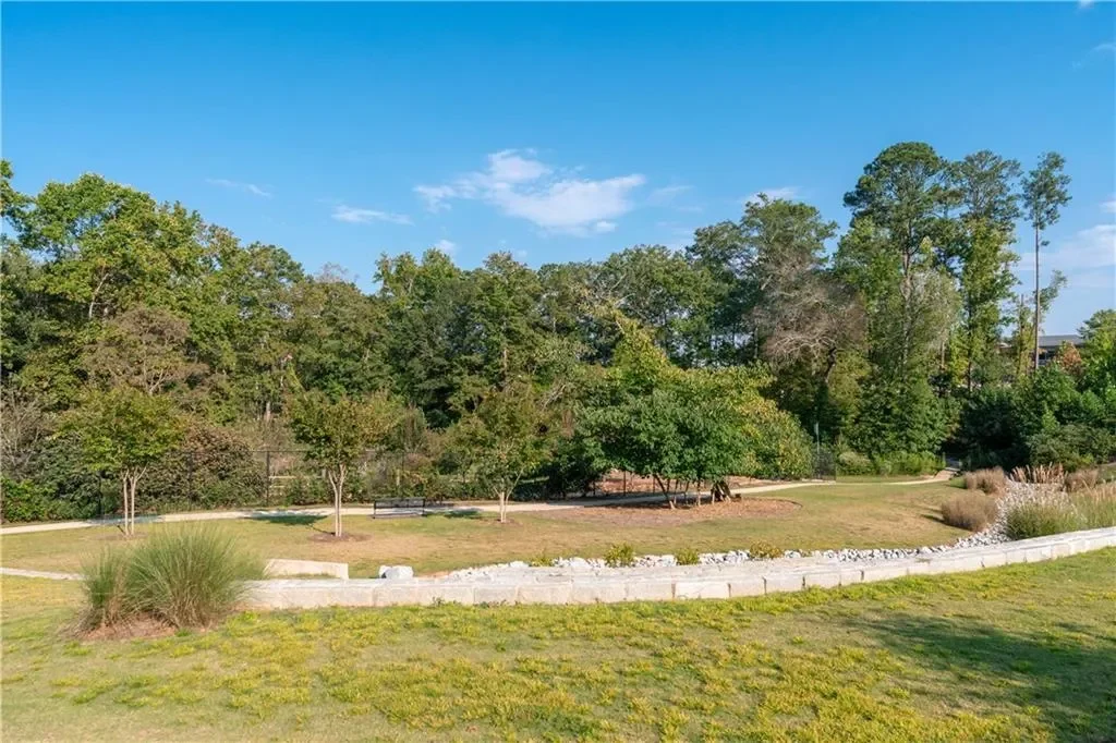 Single Family Residence in Suwanee