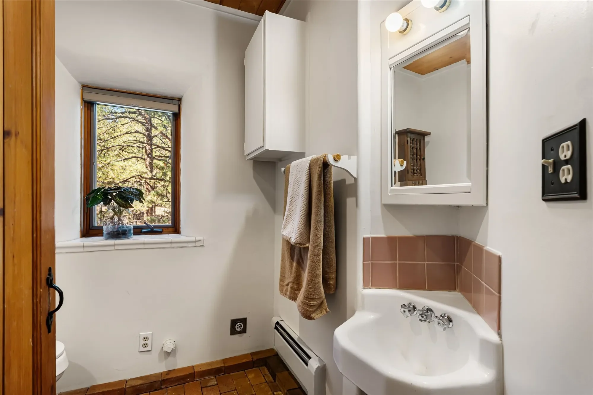 136 Overlook Road, Santa Fe, NM 87505, Santa Fe, New Mexico, United States. - Photo 24