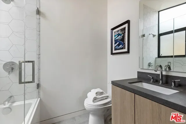 1620 Electric Avenue, Los Angeles, California, United States. - Photo 8