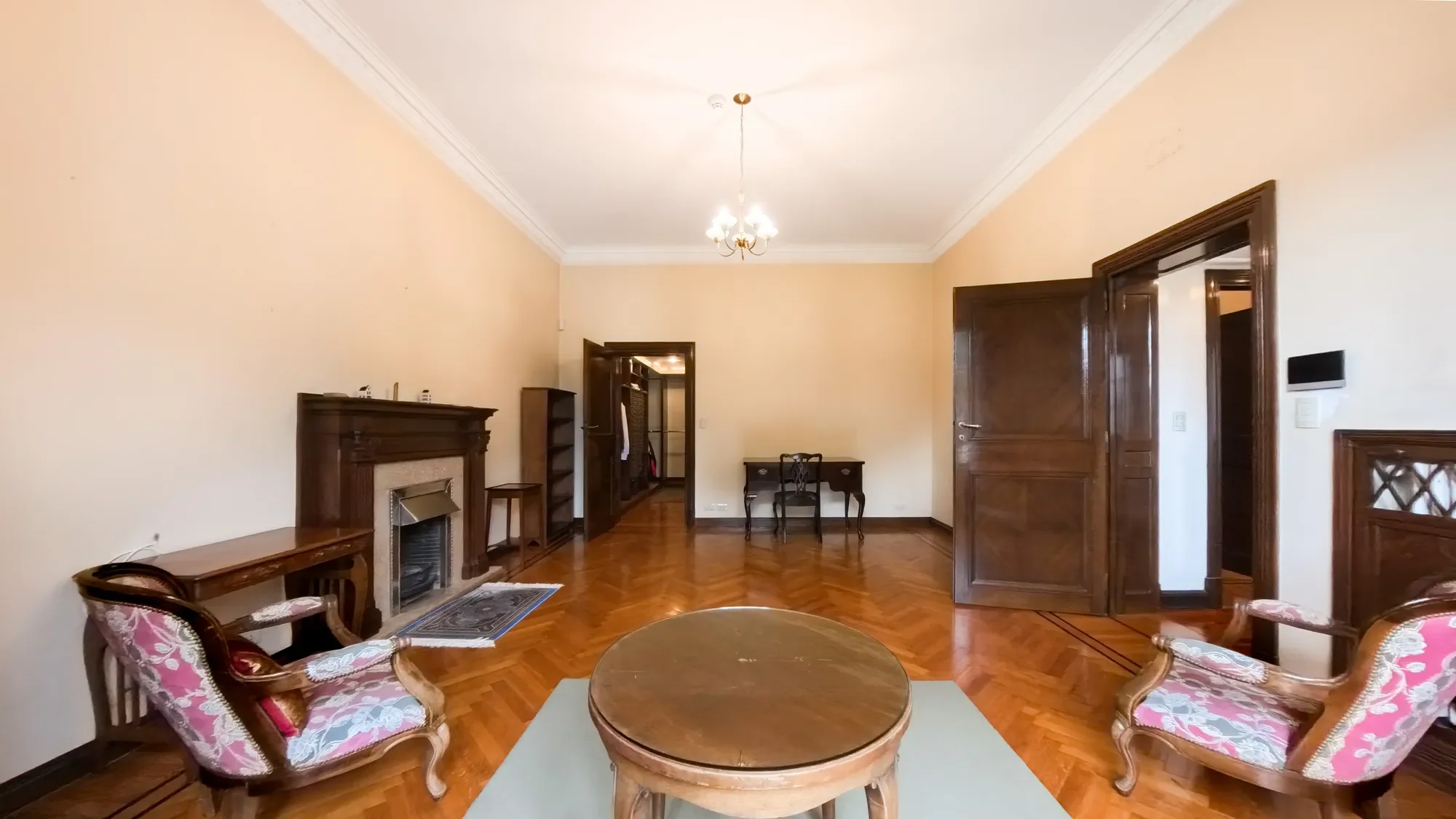 Gallery photo 3