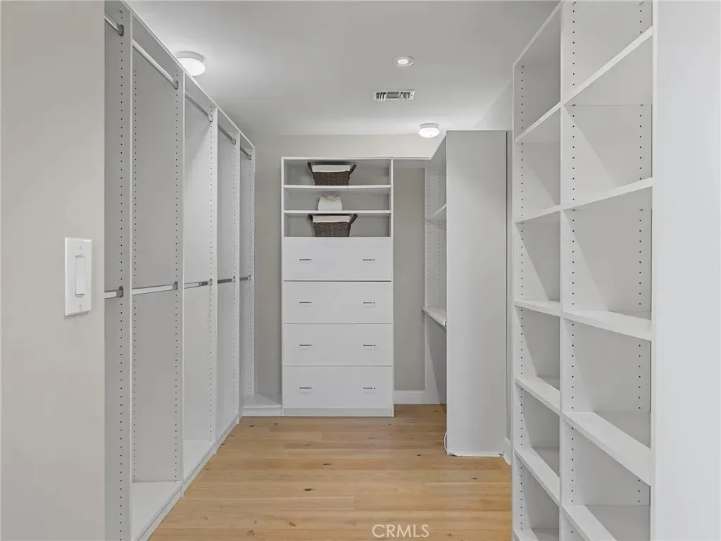 Gallery photo 12