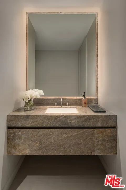 9200 Wilshire Blvd 203E, Beverly Hills, California, United States. - Photo 23
