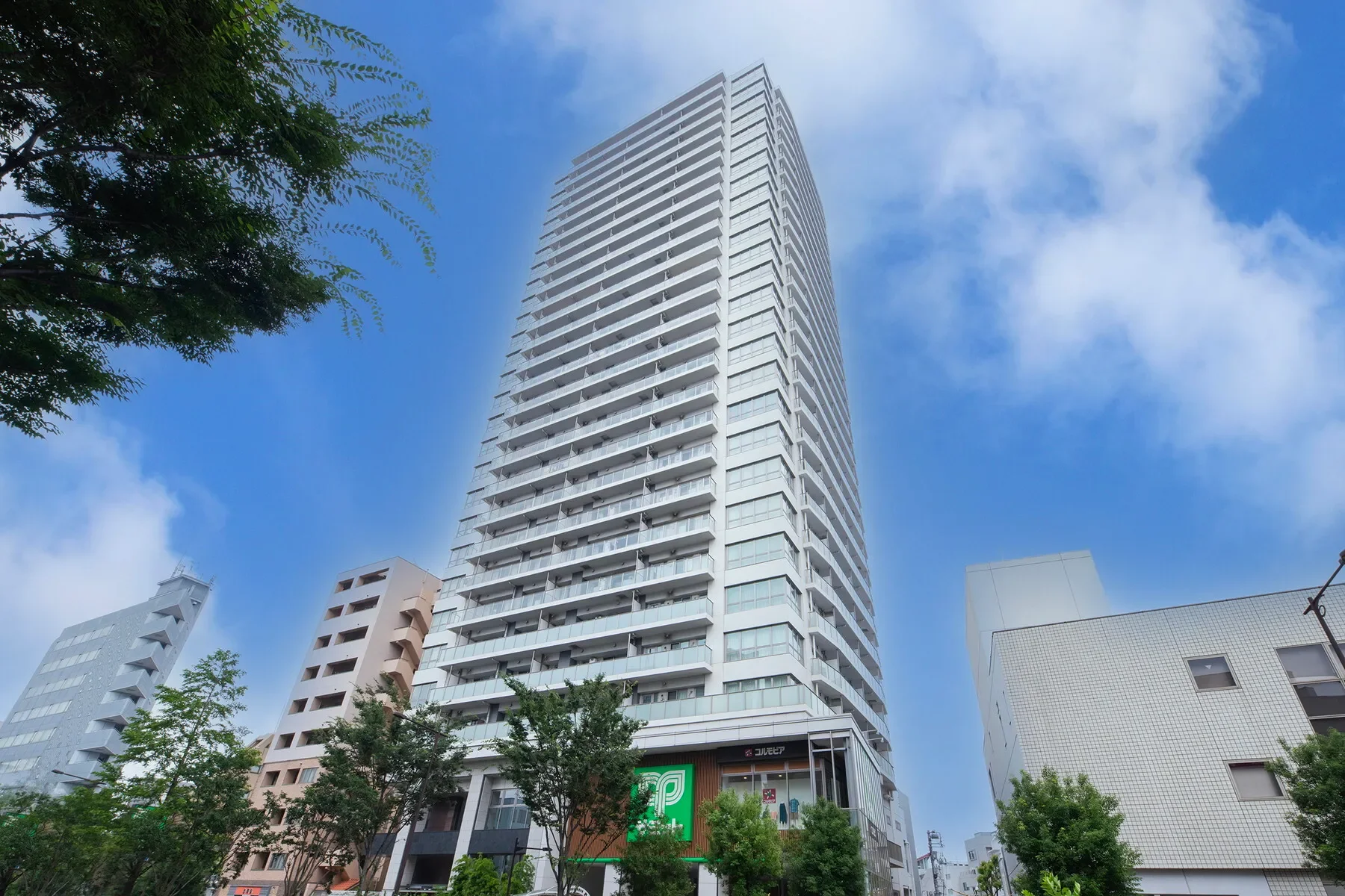 Exterior photo 7
