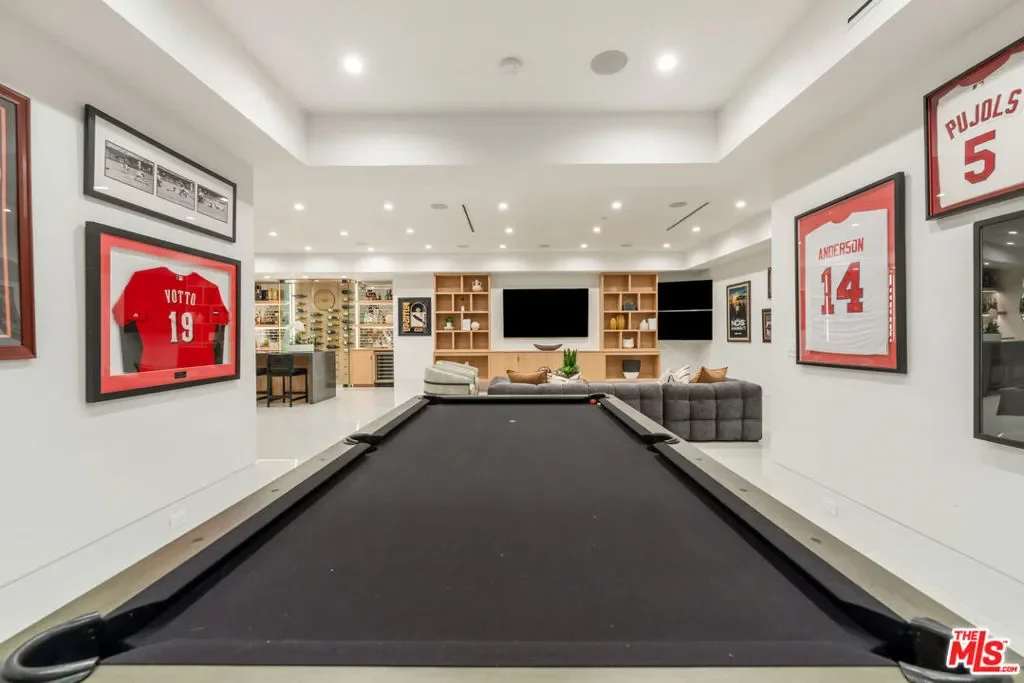 17228 Otsego Street, Los Angeles, California, United States. - Photo 34