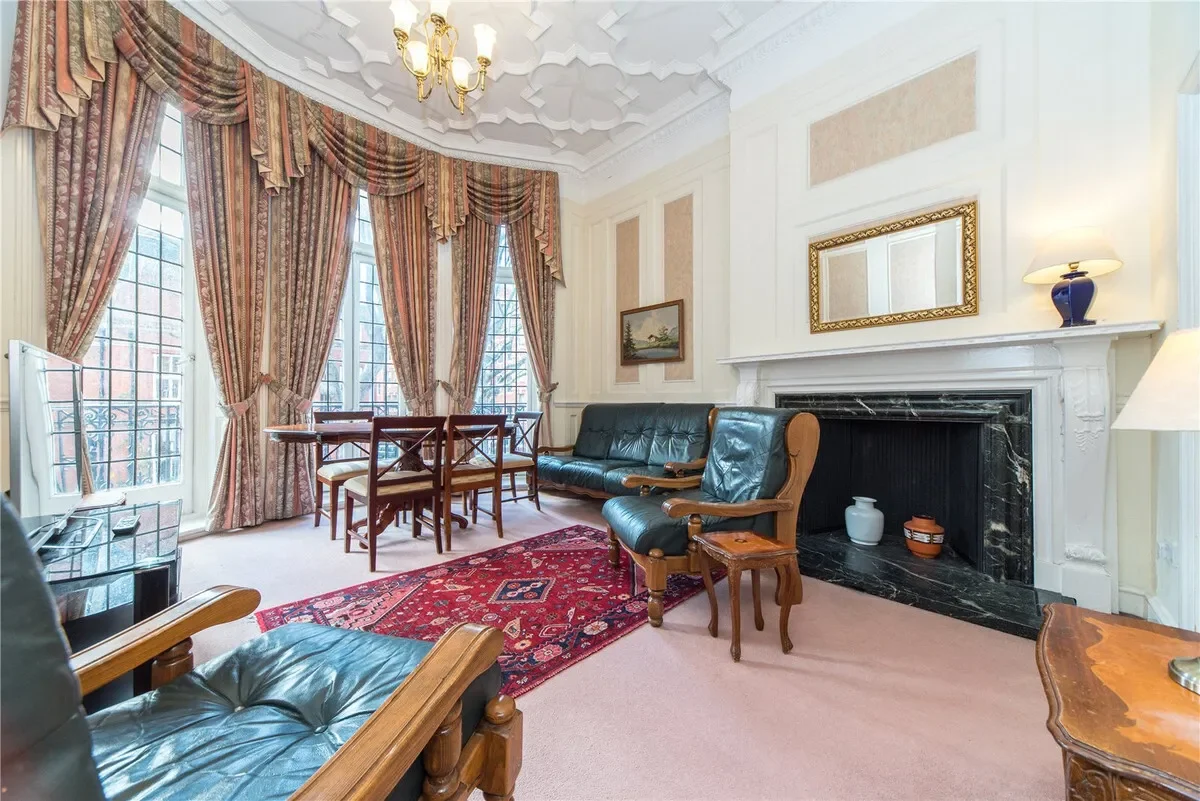 Kensington Court, London, W8, London, England, United Kingdom. - Photo 17