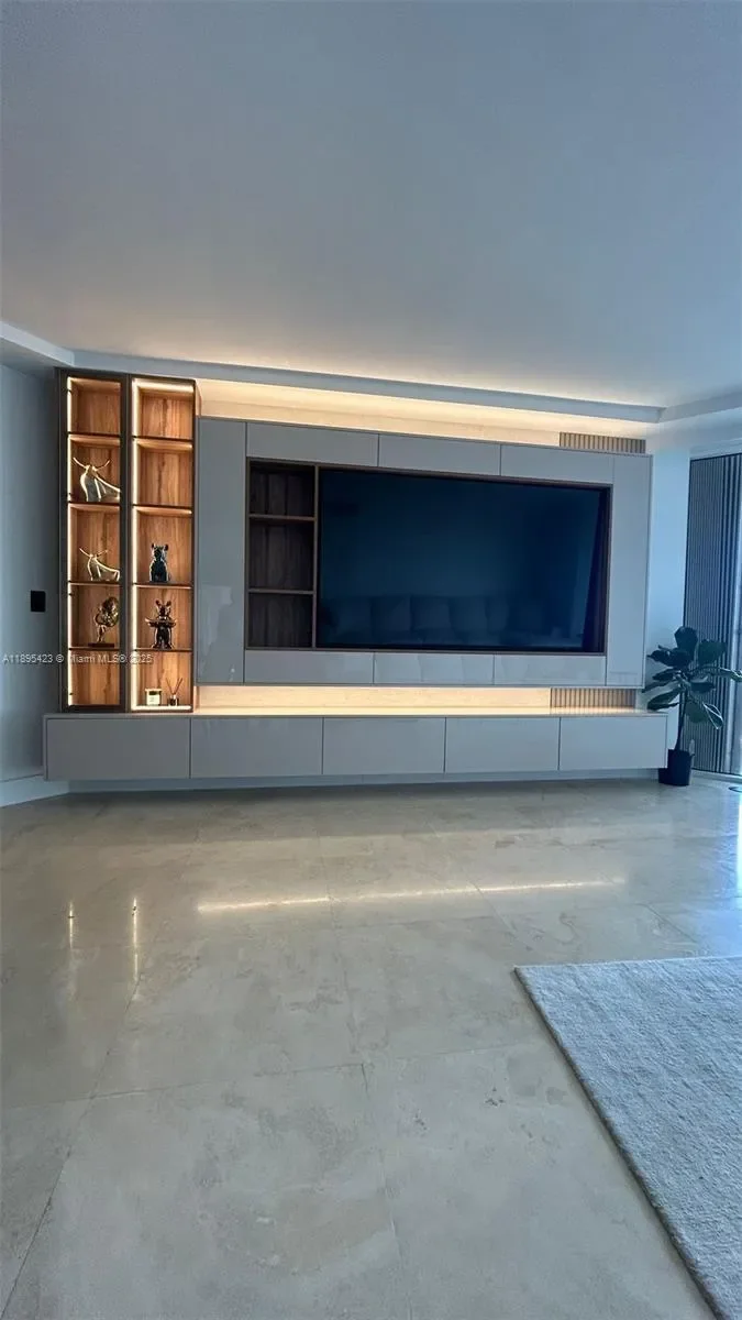 7000 Island Blvd 1402, Golden Beach, Florida, United States. - Photo 15