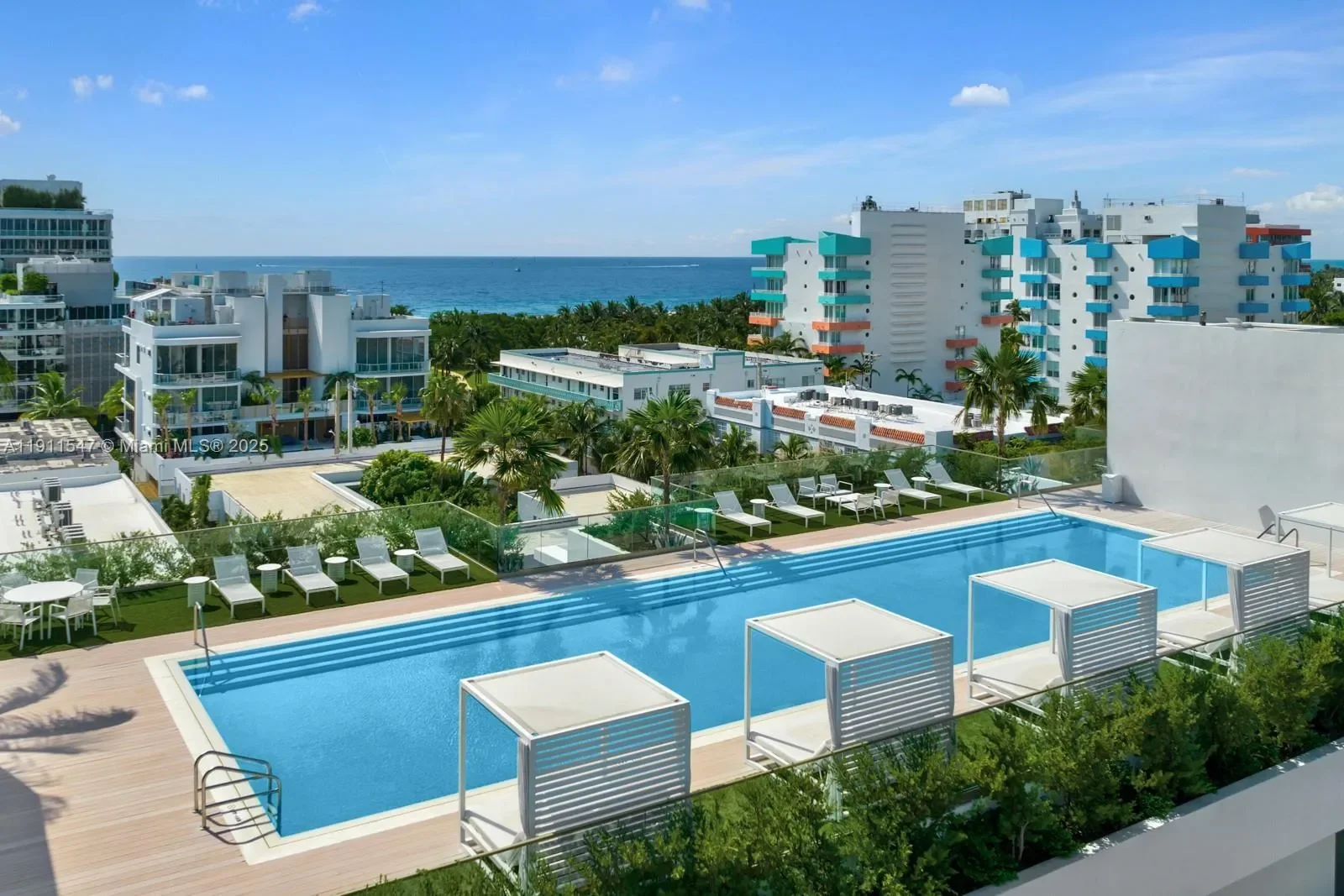 300 Collins Ave PH3, Miami Beach, Florida, United States. - Photo 37