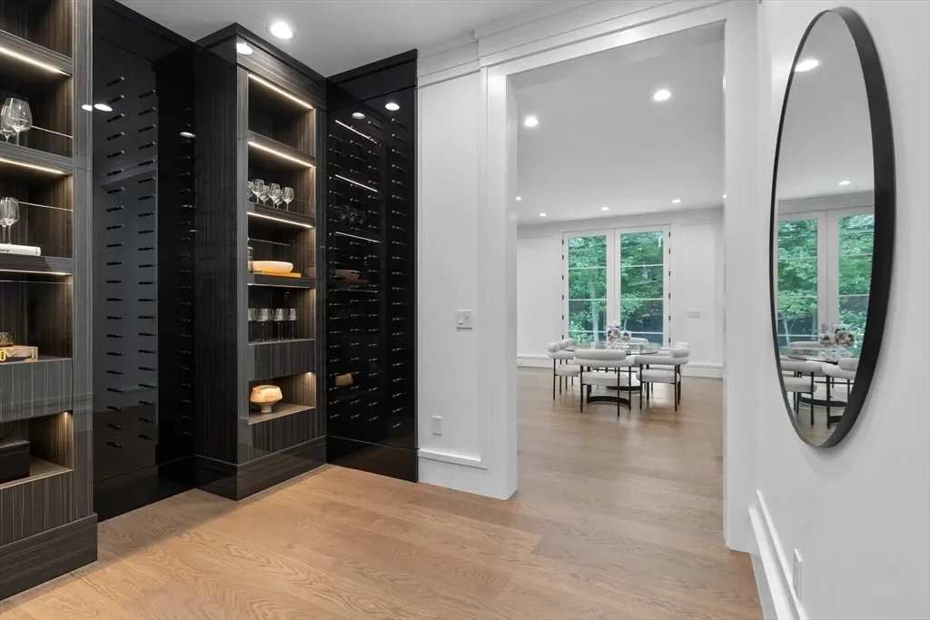 138 Woodland Road, Brookline, Massachusetts, United States. - Photo 8