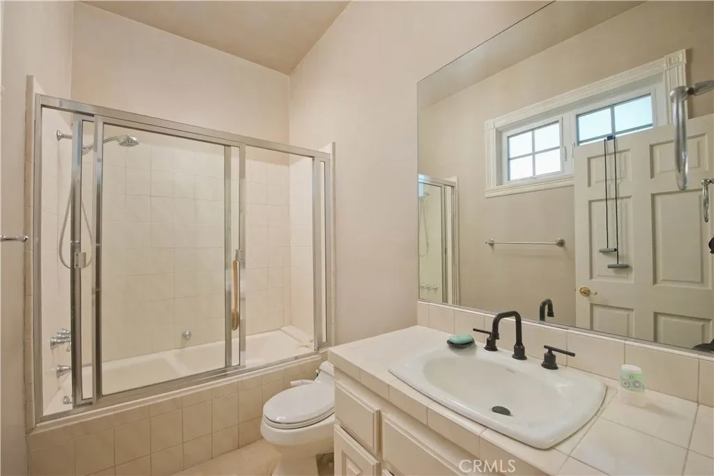 3155 Stone Oak Drive, Los Angeles, CA, 90049, USA, Los Angeles, California, United States. - Photo 29
