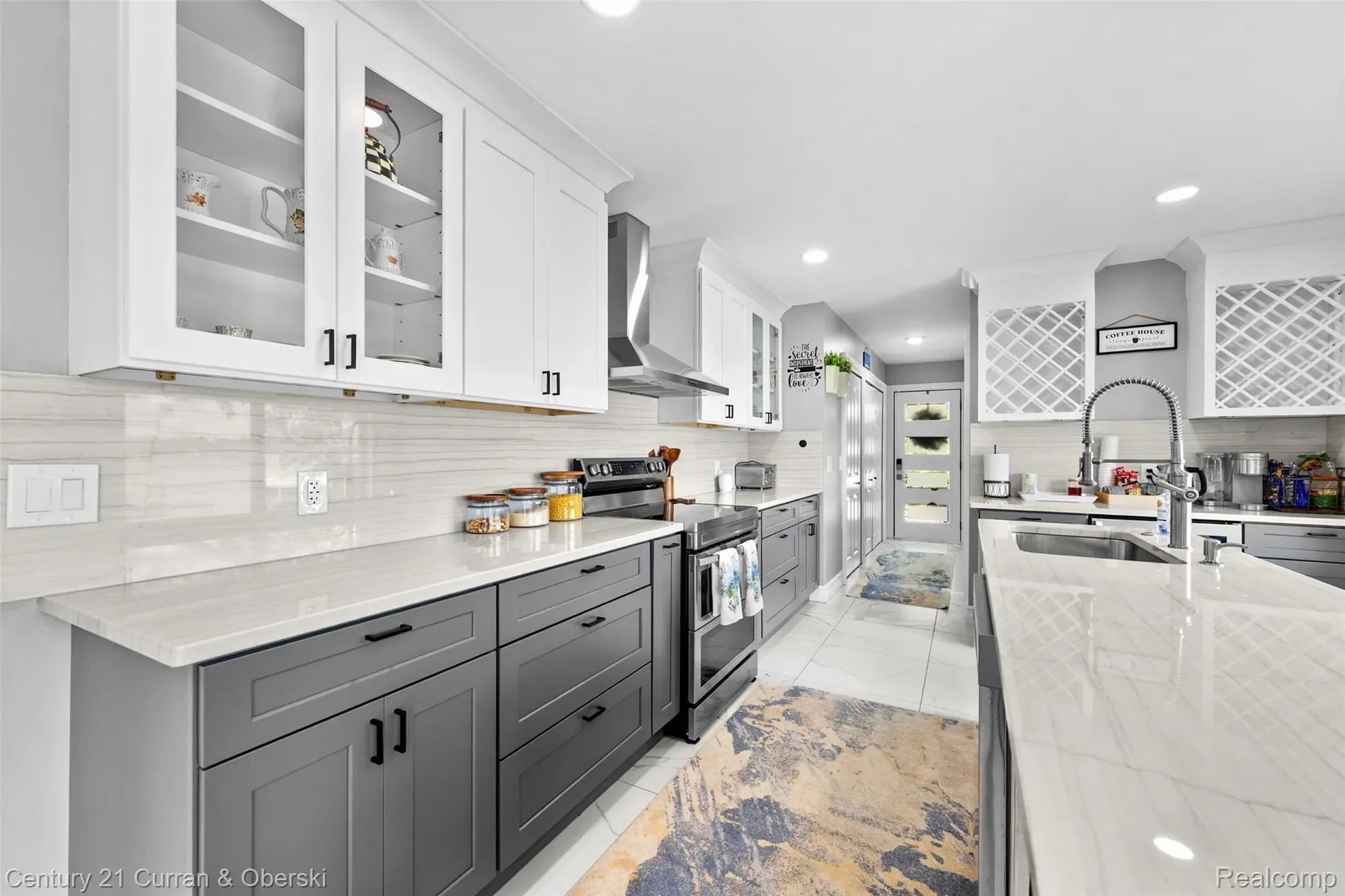 4255 Lakewood Drive, Waterford Charter Township, MI 48329, Pontiac, Michigan, United States. - Photo 22