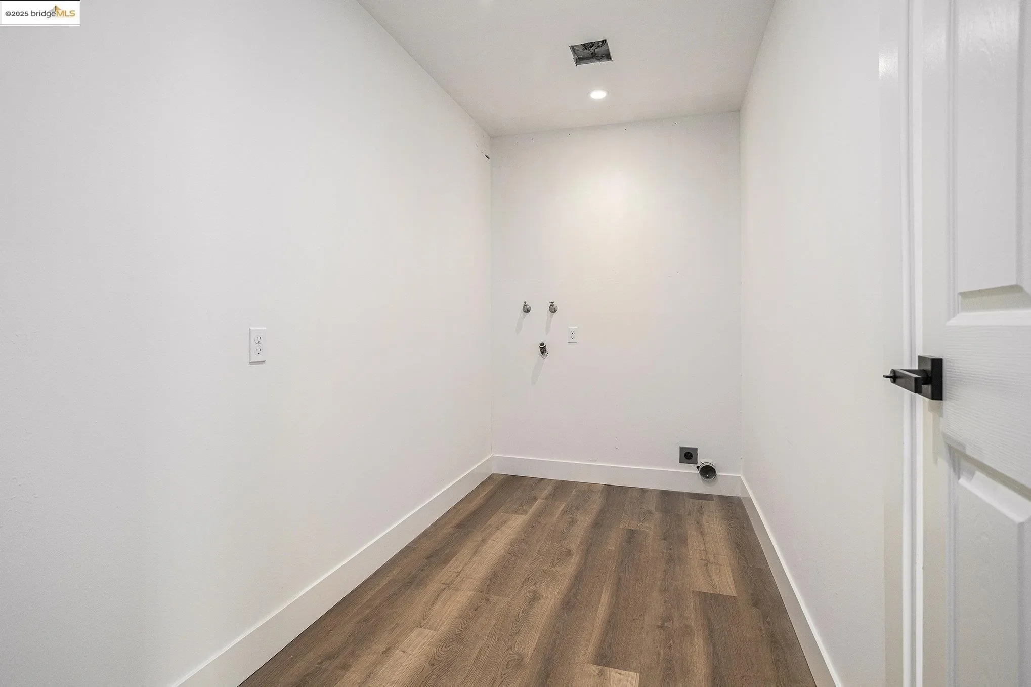 980 Oak St, Clayton, California, United States. - Photo 4
