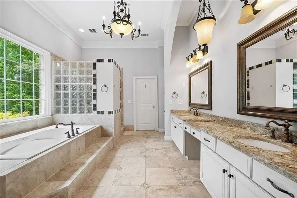 11140 W. Road, Roswell, Georgia, United States. - Photo 25