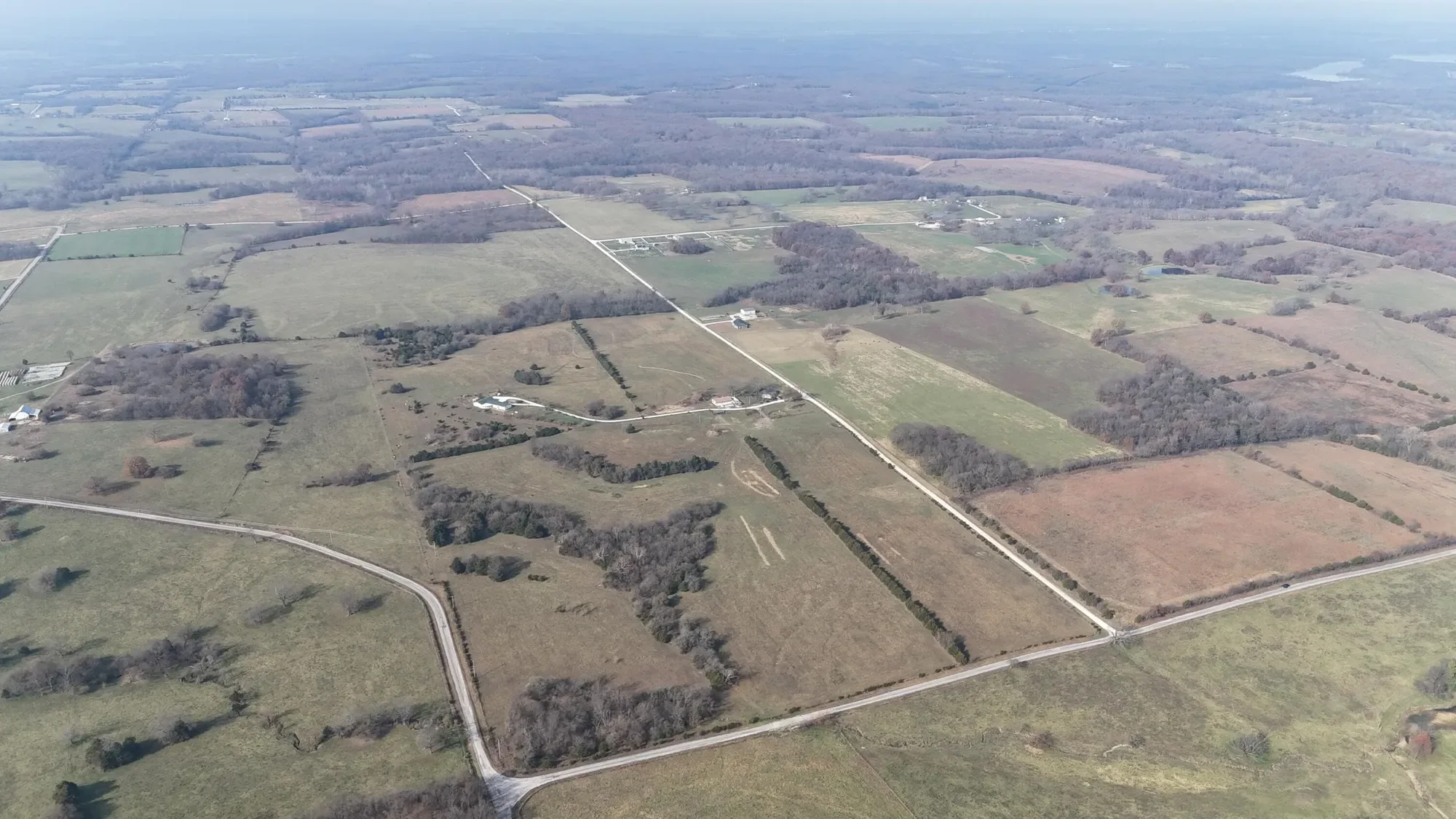 1672 E 355th Road, Bolivar, MO 65613, Pittsburg, Missouri, United States. - Photo 44
