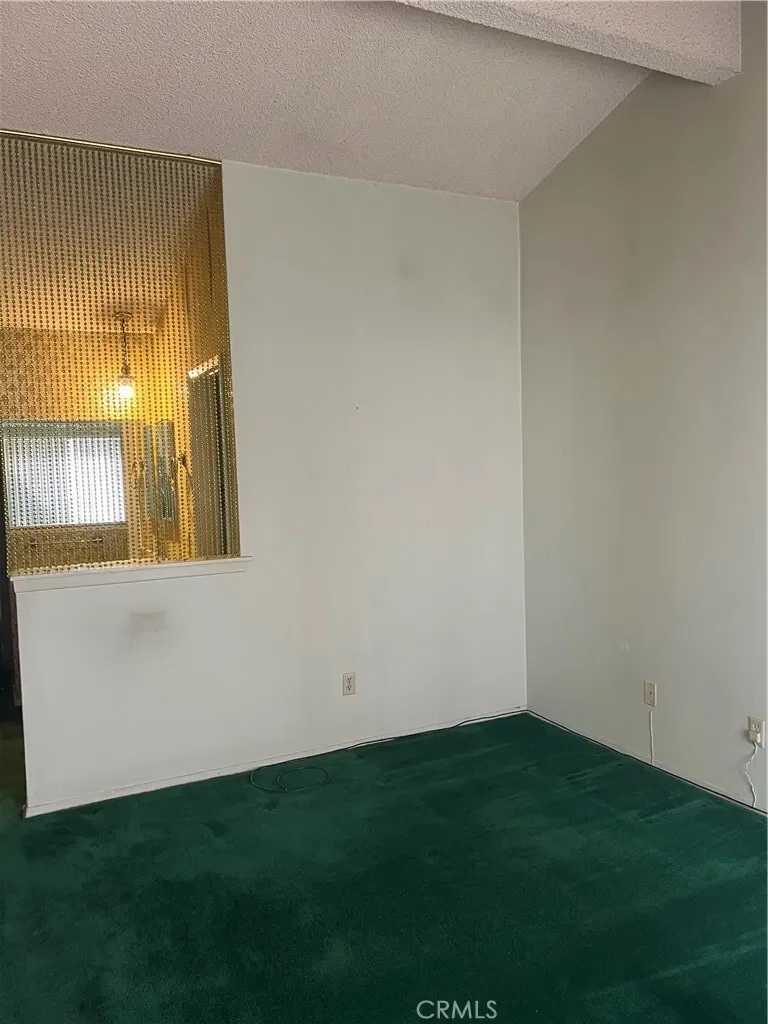 9688 Kewen Avenue, Pacoima, CA 91331, Los Angeles, California, United States. - Photo 13