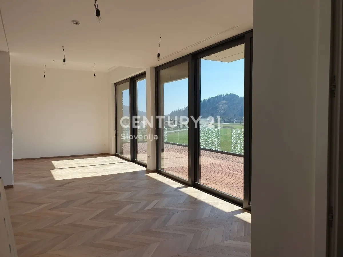 Gallery photo 5